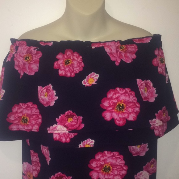 Mud Pie Floral Print Off The Shoulder Dress - Picture 2 of 9